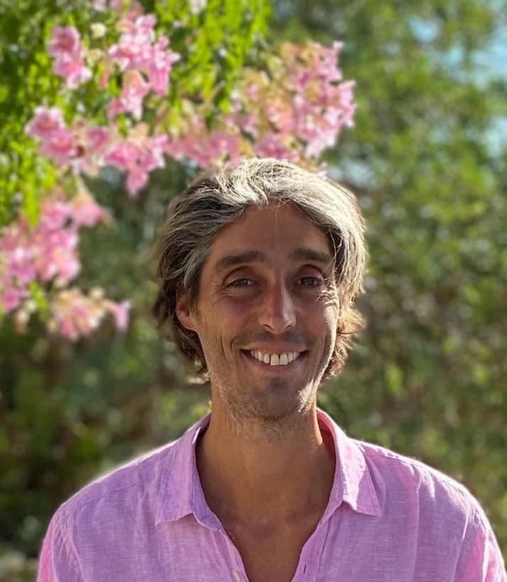 Alexandre Jauliac, kinésithérapeute et ostéopathe, fondateur de la Science des interlignes